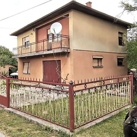 Aki Apartment Drvar Exterior foto